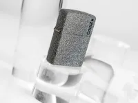 Зажигалка ZIPPO Logo с покрытием Iron Stone™, латунь/сталь, серая, матовая, 38x13x57 мм