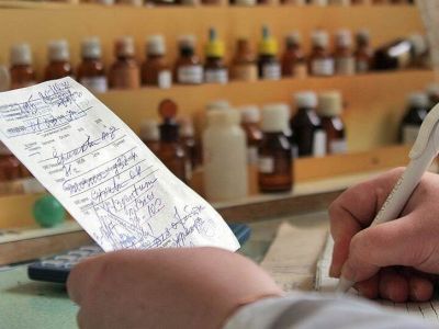 Рецептурные лекарства хотят разрешить продавать по интернету