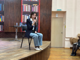 В рамках Инфорума в Чите выступила военный журналист Татьяна Симоненкова