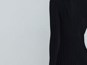 Расклёшенное платье в рубчик, Черный