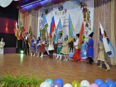 Все мы - «В семье единой»