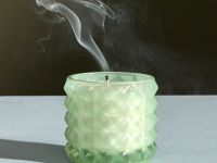 Свеча ароматическая Taccone Жасмин и сандаловое дерево