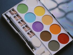 Набор прессованной пастели nuance., Tablette chromatique, яркие оттенки, 10 цв., с инструментами