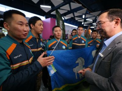 Глава Якутии заявил о необходимости закона о патриотическом воспитании