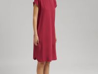 Трикотажное платье со льном