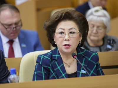 Феодосия Габышева: Приоритет нового указа главы Якутии – воспитание гармонично развитого гражданина