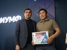 В Якутске чествовали призёров чемпионата России по вольной борьбе