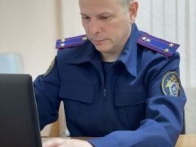 В городе Мирном завершено расследование уголовного дела по обвинению бывшего сотрудника полиции в совершении должностных преступлений