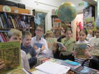 Садовая модельная сельская библиотека