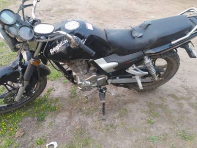 В Якутии несовершеннолетняя села за руль мотоцикла и попала в ДТП