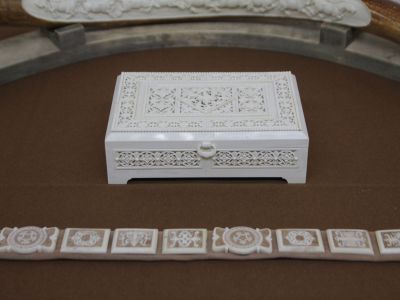 Хранители вековых традиций. Мастера косторезного искусства делятся опытом в Якутске