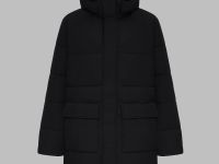 Утепленная куртка с капюшоном