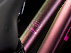 Детский велосипед Cube Acid 160, год 2025, цвет Красный-Розовый