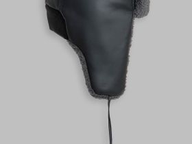 Шапка-ушанка из искусственной кожи