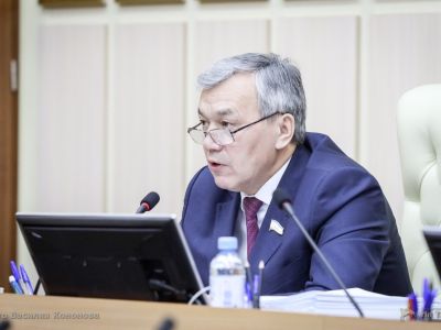 Зампредседателя Ил Тумэна отметил успехи Якутии по итогам отчета главы республики