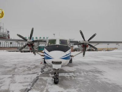 В Якутии самолет из-за неисправности выкатился на боковую полосу