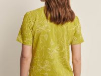 Футболка приталенного силуэта с цветочным принтом