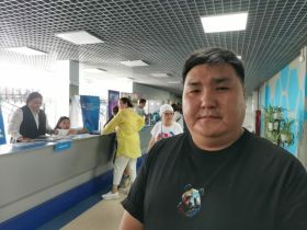 Более 300 абитуриентов посетили приемную кампанию «Старт в карьеру» в Якутске