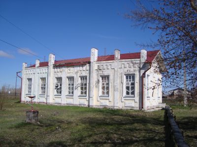 Главный корпус больницы переселенческого пункта