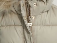 Куртка для маленькой девочки