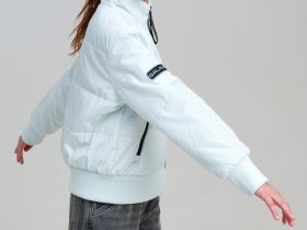 Куртка текстильная с полиуретановым покрытием для девочек