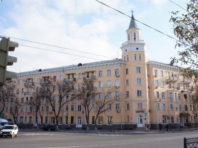 Дом жилой с магазином «Обувь» для речников «Волготанкера»