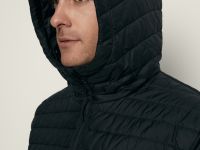 Стеганая куртка с капюшоном