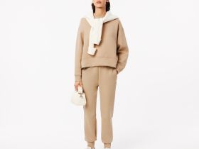 Женская спортивная толстовка Lacoste оверсайз