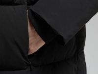 Длинный пуховик с капюшоном