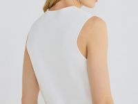 Жилет на пуговицах, Белый