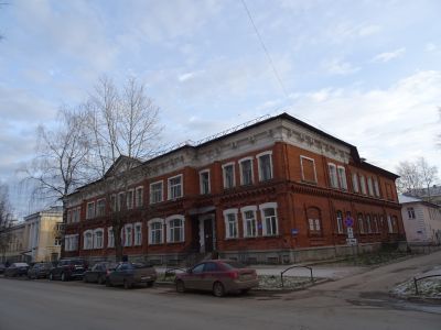 Бывшая уездная земская больница в г. Сыктывкаре