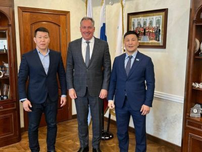 Министр спорта Якутии встретился с президентом Олимпийского комитета России