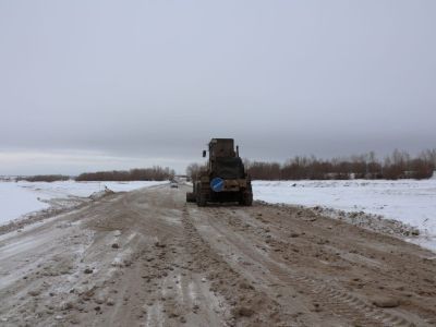 Началось обустройство ледовой переправы Хатассы — Павловск