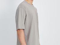 Футболка из хлопка с нагрудным карманом