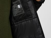 Куртка утепленная с капюшоном