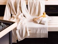 Полотенце банное 80 x 150 см молочное Chenillebiesen Wellness Möve