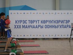 Намский улус приехал в качестве фаворита в гиревом спорте Игр Манчаары