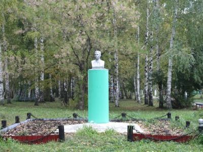 Памятник А.М.Горькому