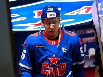 Хоккеист Андрей Кузьменко присоединился к сборам питерского СКА и выступит на матчах