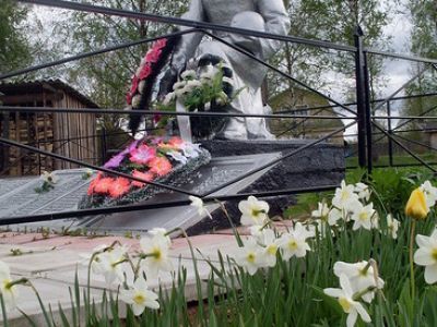 Братская могила