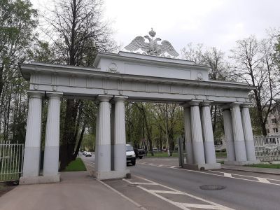 Ворота Николаевские с решеткой