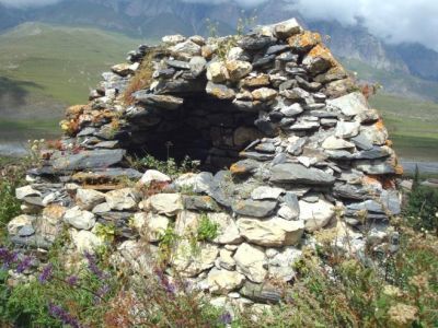 Склеп Дзабо Майрамукаева