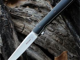 Нож складной Urban Trapper G10 - Boker Plus 01BO732, сталь VG-10 Satin, рукоять титан/стеклотекстолит G10