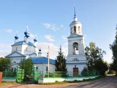 Ильинская церковь с иконостасом