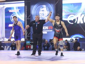 Девять якутских борцов сразятся в финалах Коркинского турнира