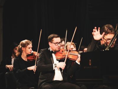 Билеты на Новогодний вечер с маэстро (Вятская филармония) / Концерт | Афиша | ИнфоТаймс