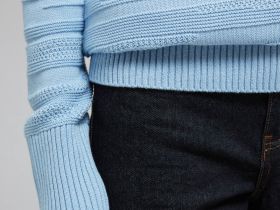 Джемпер приталенного силуэта