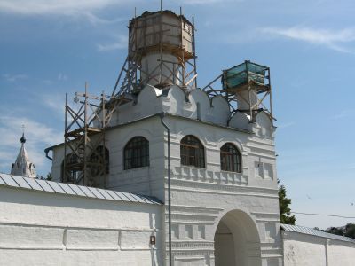 Надвратная церковь