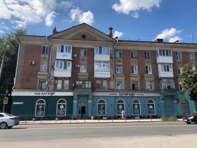 Жилой дом завода «Прогресс» с магазином и ателье, арх. Н.Б.Кузнецов