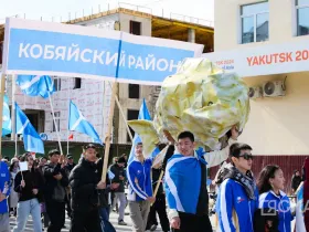 В Якутске состоялся парад молодёжи в честь Дня республики